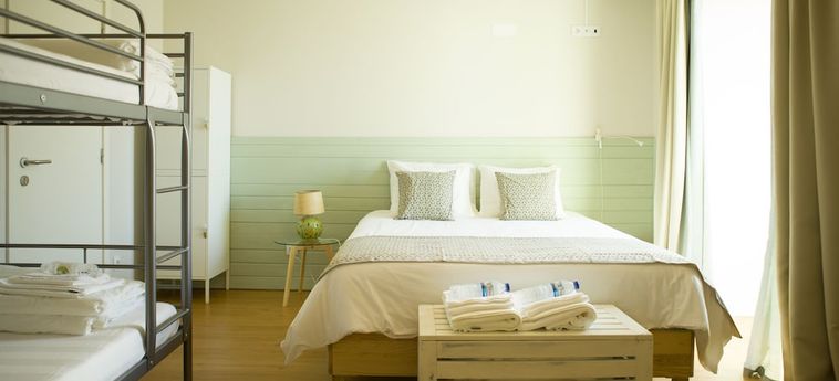 The Holy Cow - Hostel &Amp; Suites Azores : Photo 