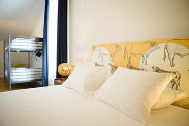 The Holy Cow - Hostel &Amp; Suites Azores: Photo 