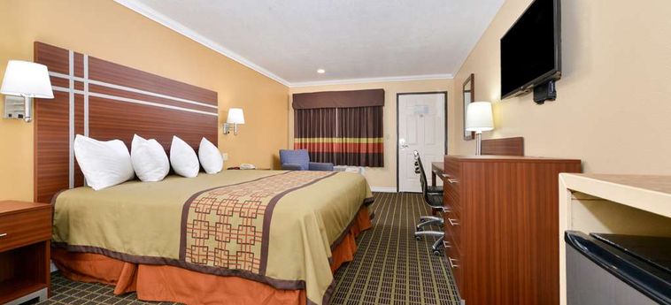 Hotel Americas Best Value Inn-Azusa/pasadena:  AZUSA (CA)