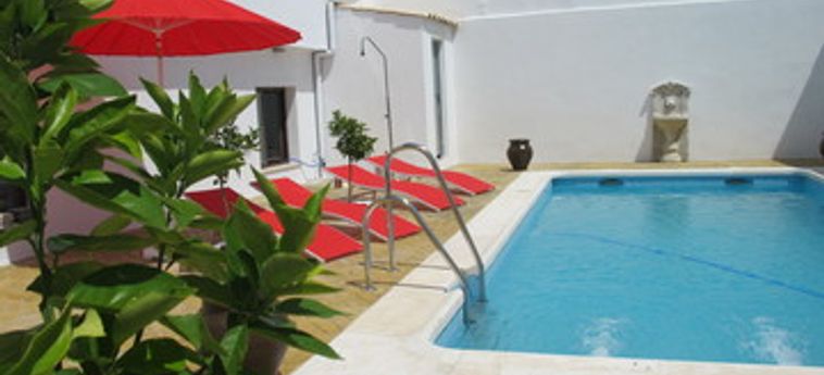 Hotel Aznaitin Hostal:  BAEZA