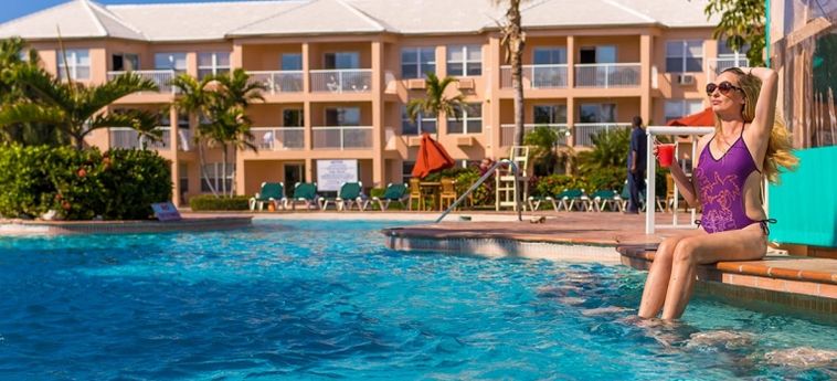 Hotel Island Palm Marina Villas:  BAHAMAS