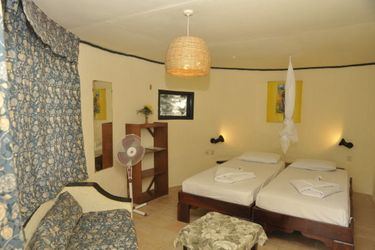 Hotel African Village:  BAKAU