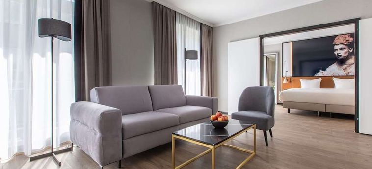 Radisson Blu Hotel Basel:  BÂLE