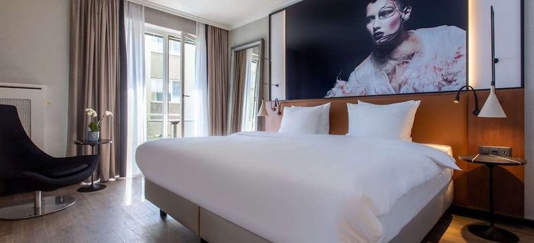 Radisson Blu Hotel Basel:  BÂLE