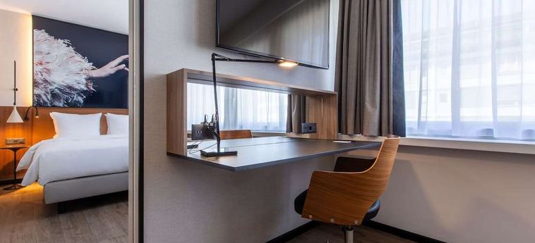 Radisson Blu Hotel Basel:  BÂLE
