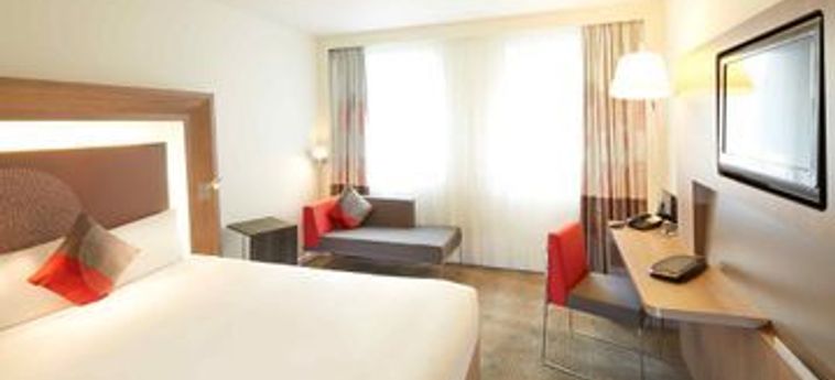 Hotel Novotel Basel City:  BÂLE