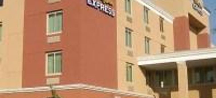 Hotel Holiday Inn Express Baltimore At The Stadiums:  BALTIMORE (MD)