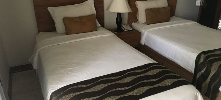 Hotel Magnolia Bed & Breakfast:  BANDUNG - WEST JAVA