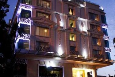 Hotel La Marvella:  BANGALORE