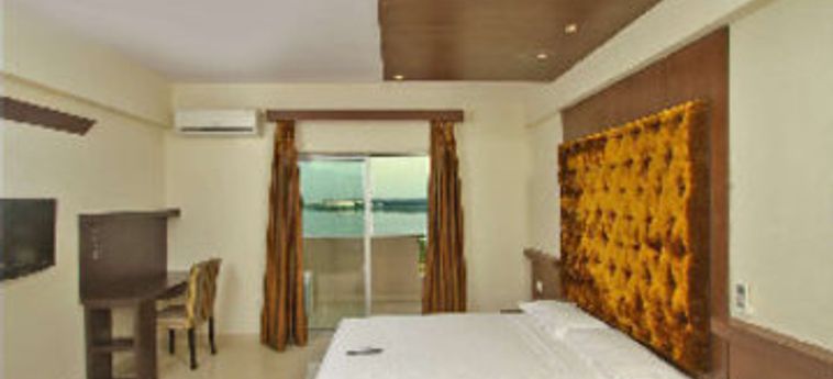 Hotel Chalet Lake City Bangalore:  BANGALORE