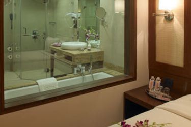 Hotel Royal Orchid Resort & Convention Centre:  BANGALORE