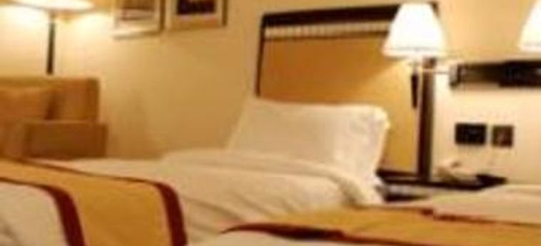 Jp Churchill Hotel & Suites:  BANGALORE