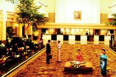 Hotel Twin Towers:  BANGKOK