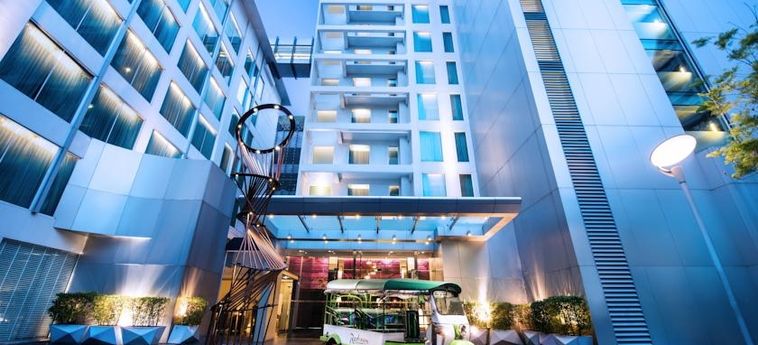 Hotel Radisson Suites Bangkok Sukhumvit:  BANGKOK