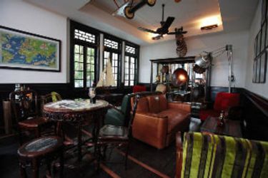 Cabochon Hotel & Residence:  BANGKOK