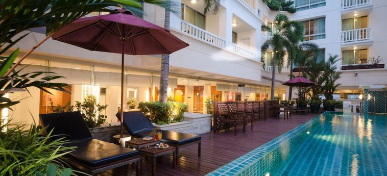 Hotel At Ease Saladaeng:  BANGKOK