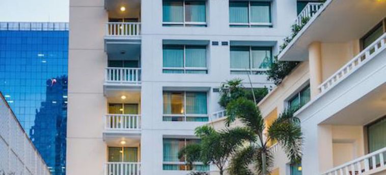 Hotel At Ease Saladaeng:  BANGKOK