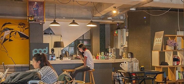Pod Hostel Cafe Designshop:  BANGKOK