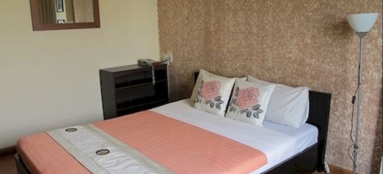 Oyo 299 Crown Bts Nana Hotel:  BANGKOK