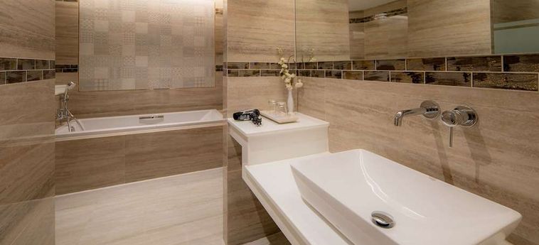 Hotel Alexander:  BANGKOK