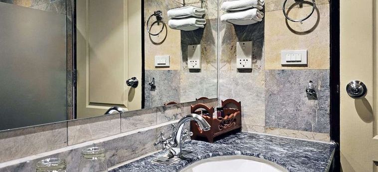 Hotel Alexander:  BANGKOK