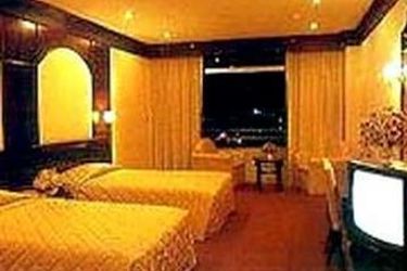 Hotel Suriwongse Tower Inn:  BANGKOK