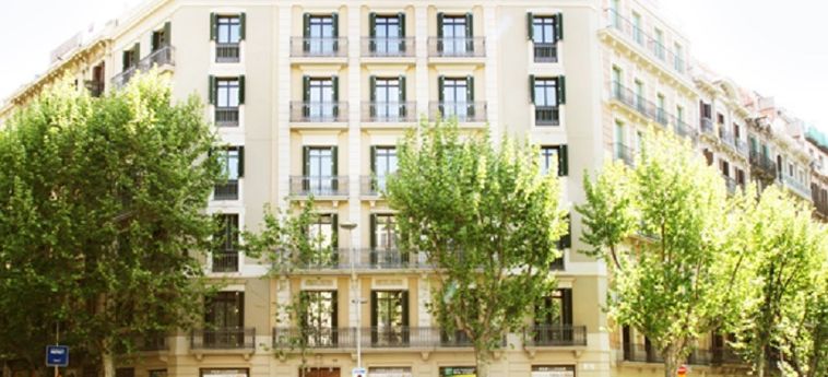 Mh Apartments Suites:  BARCELLONA