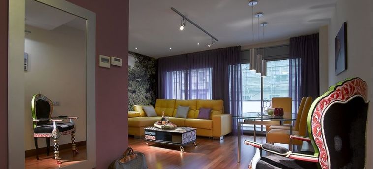 Hotel Apts Castro Exclusive Residences Spa Sagrada Familia:  BARCELLONA