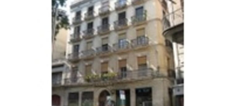 Hotel Hostal Ramos:  BARCELLONA