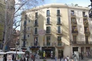 Hotel El Jardi:  BARCELONA