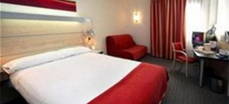 Holiday Inn Express Barcelona - Molins De Rei, An Ihg Hotel:  BARCELONA