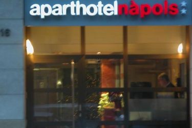 Hotel Napols:  BARCELONA