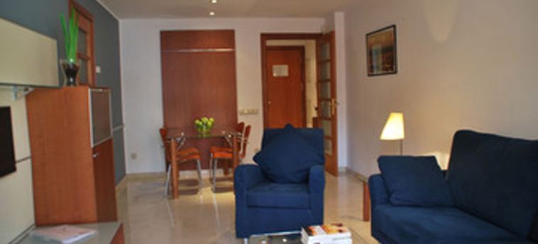 Hotel Apartamentos Marina:  BARCELONA