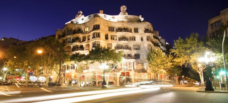 Hotel Hostal Eden:  BARCELONA