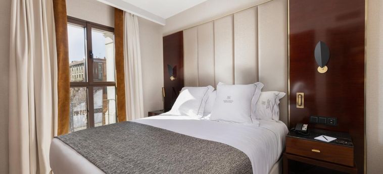 Hotel Suites Center Barcelona:  BARCELONA