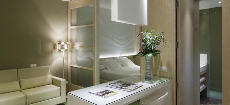 Ako Suites Hotel:  BARCELONE