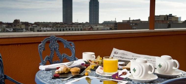 Hotel Salles Pere Iv:  BARCELONE