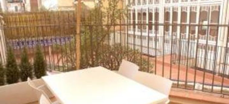 Hotel Uma Suites Metropolitan:  BARCELONE