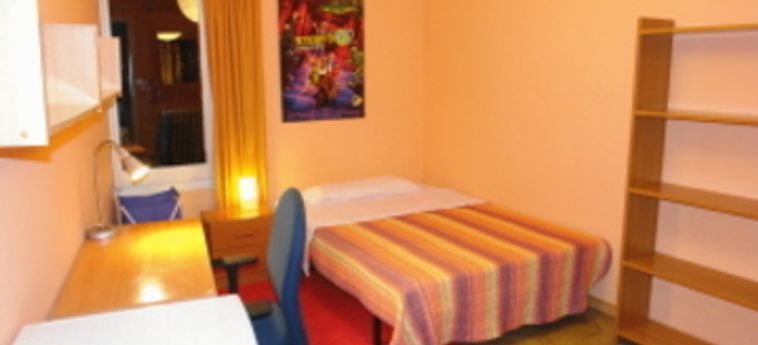 Hotel Residencia San Marius-Traves:  BARCELONE