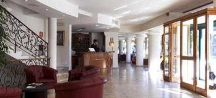 Hotel Best Western La Baia Palace:  BARI