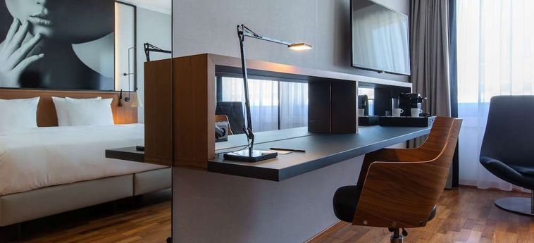 Radisson Blu Hotel Basel:  BASEL