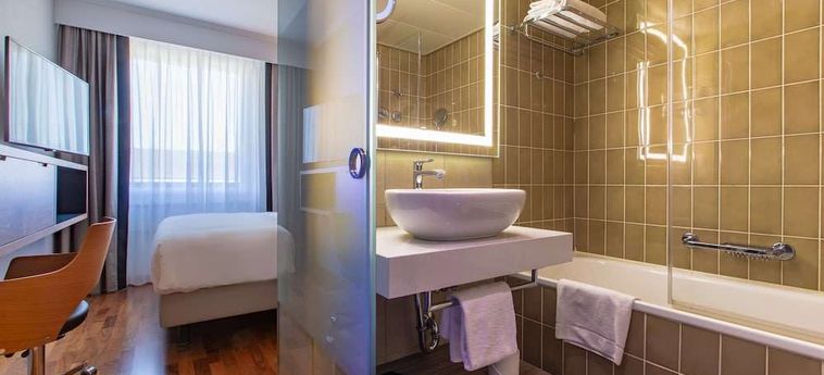 Radisson Blu Hotel Basel:  BASEL