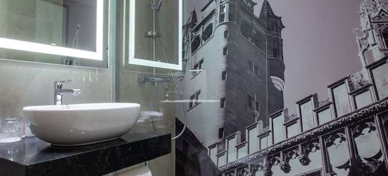 Radisson Blu Hotel Basel:  BASEL