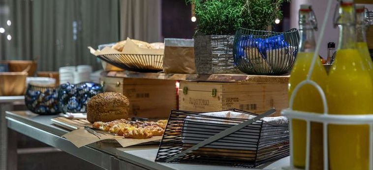Radisson Blu Hotel Basel:  BASEL