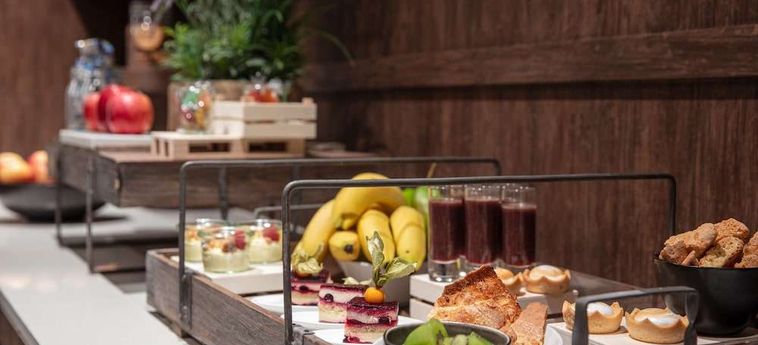 Radisson Blu Hotel Basel:  BASILEA