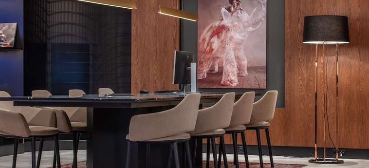 Radisson Blu Hotel Basel:  BASILEA
