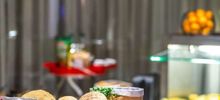 Radisson Blu Hotel Basel:  BASILEA