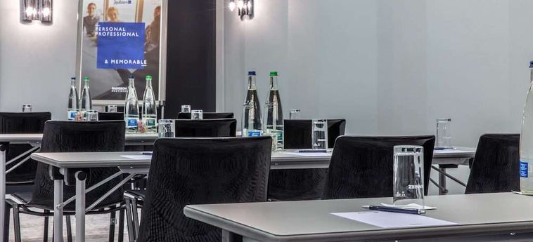 Radisson Blu Hotel Basel:  BASILEA