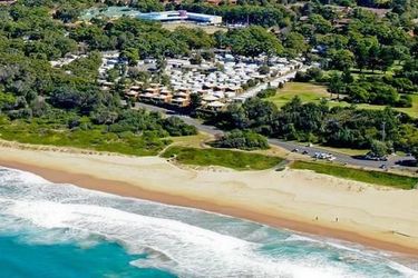 Hotel Shelly Beach Holiday Park:  BATEAU BAY - NEW SOUTH WALES