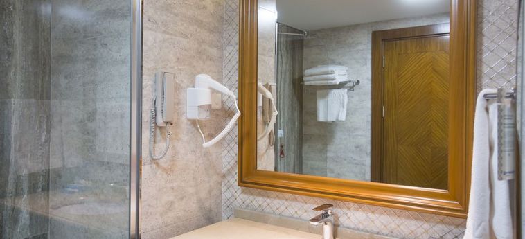 Hotel Wyndham Batumi Batumi: Foto 